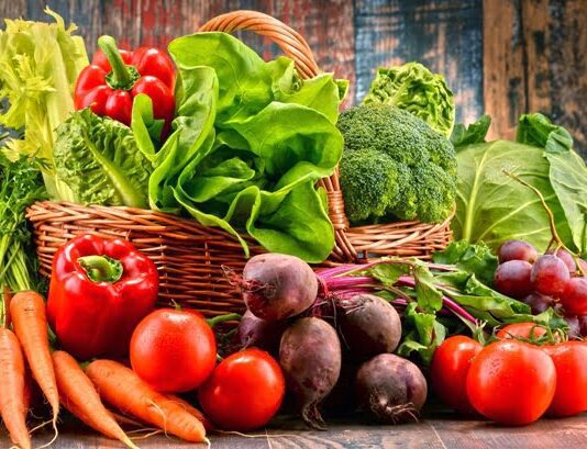 Як позбутись нітратів у ранніх овочах