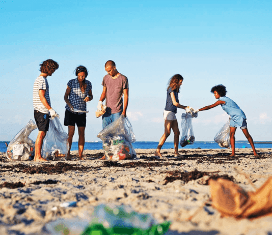 Флешмоб Trashtag мотивує людей у всьому світі