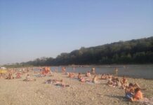Курортна Буковина: пляжі з чистою і забрудненою водою