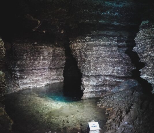 Дві буковинські печери у ТОП-8 найдивовижніших підземель України