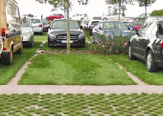 Екологічні парковки в Чернівцях