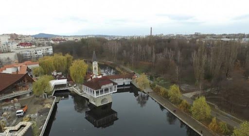 Парки та сквери, в яких найбільше люблять відпочивати чернівчани: топ місць